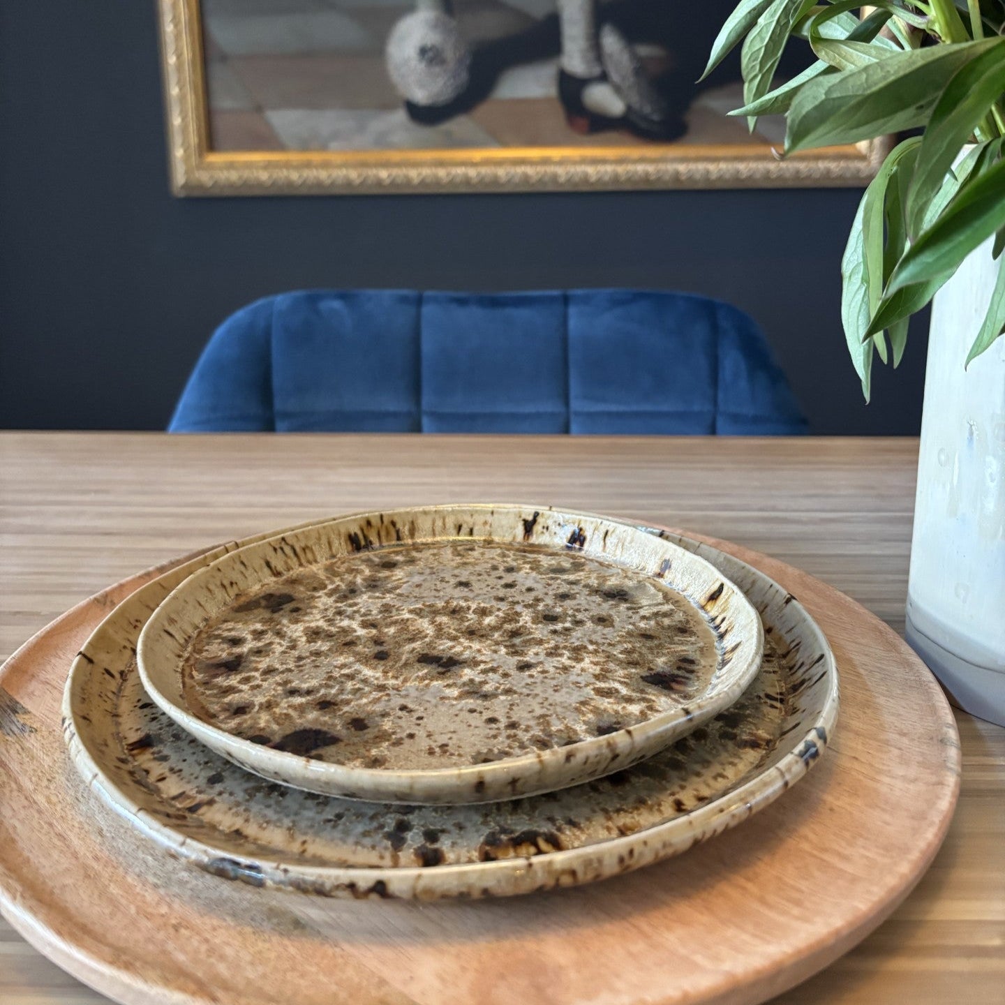 Keramisch bord met kristalglazuur